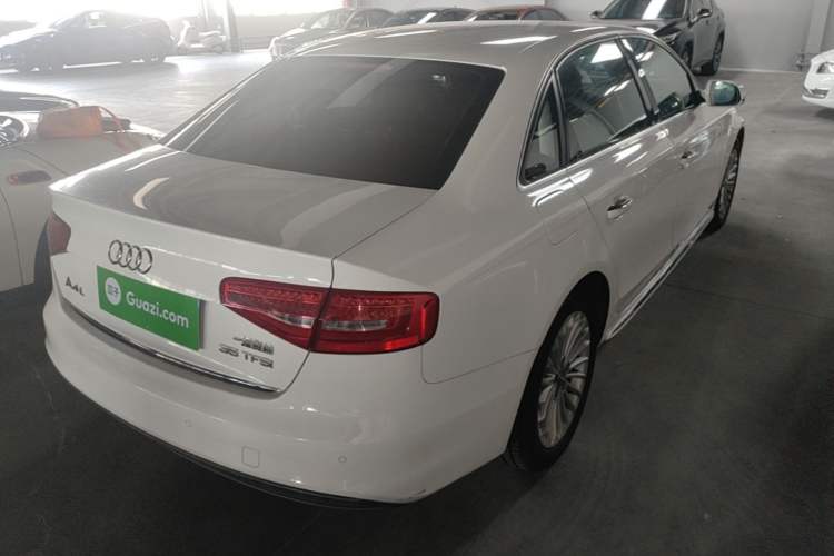 Used Audi A4L 2016 35 TFSI Collection Edition S line Comfort Model Rear Right 45 Deg