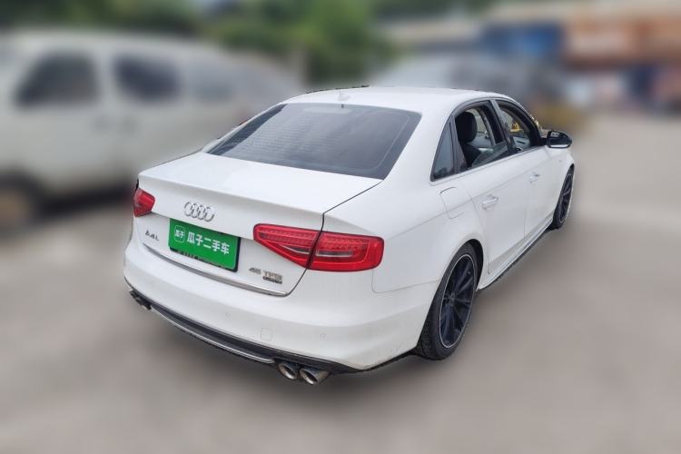 Used Audi A4L 2016 45 TFSI Collection Edition quattro Personalized Sports Model Rear Right 45 Deg