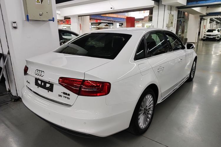 Used Audi A4L 2016 35 TFSI Collection Edition S line Comfort Model Rear Right 45 Deg