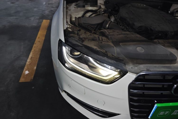 Used Audi A4L 2016 35 TFSI Collector's Edition Automatic Standard Model Right Front Headlight