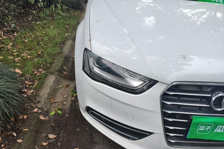Used Audi A4L 2016 35 TFSI Collector's Edition Automatic Standard Model Right Front Headlight