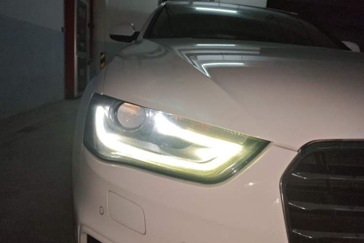 Used Audi A4L 2016 35 TFSI Collection Edition S line Comfort Model Right Front Headlight