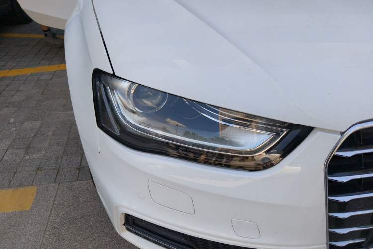 Used Audi A4L 2016 35 TFSI Collection Edition S line Comfort Model Right Front Headlight