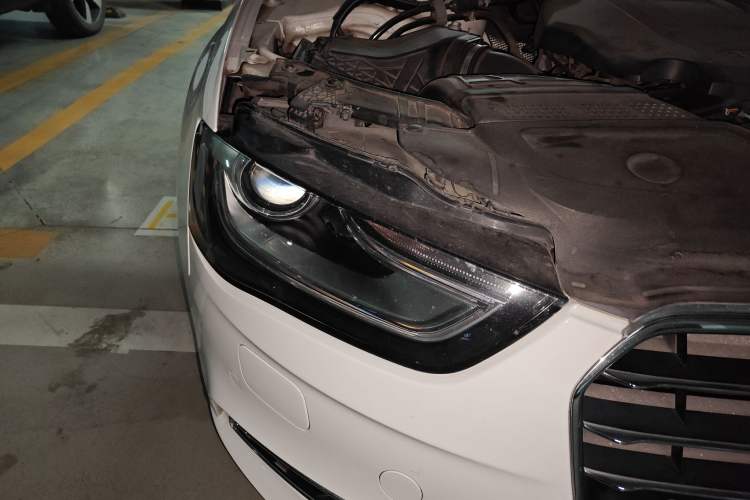 Used Audi A4L 2016 35 TFSI Automatic Comfort Model Right Front Headlight