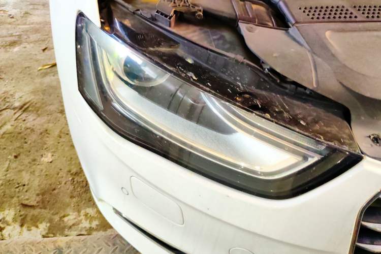 Used Audi A4L 2016 35 TFSI Collector's Edition Automatic Standard Model Right Front Headlight