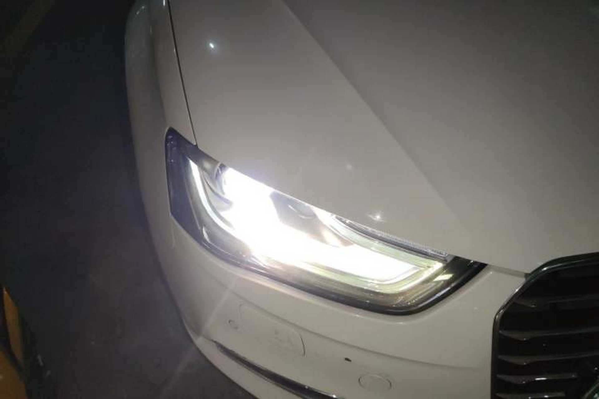 Used Audi A4L 2016 35 TFSI Collector's Edition Automatic Standard Model Right Front Headlight