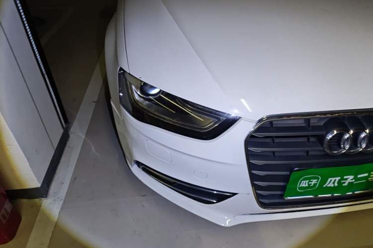 Used Audi A4L 2016 30 TFSI Collector's Edition Automatic Comfort Model Right Front Headlight