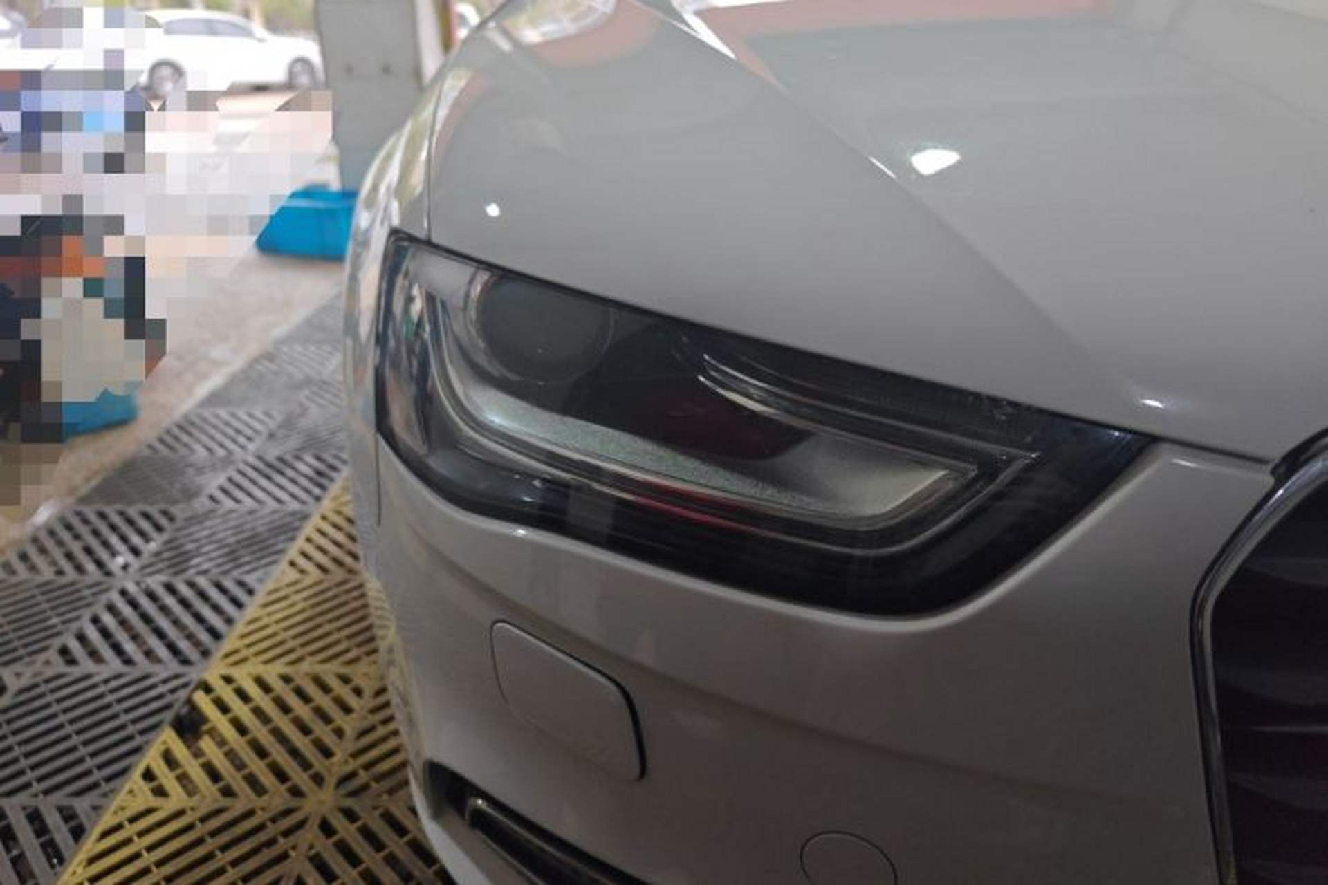 Used Audi A4L 2016 35 TFSI Automatic Standard Model Right Front Headlight