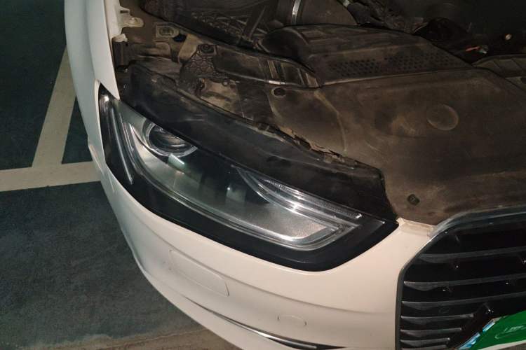 Used Audi A4L 2016 35 TFSI Collector's Edition Automatic Standard Model Right Front Headlight