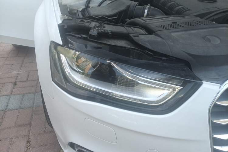 Used Audi A4L 2016 30 TFSI Collector's Edition Automatic Comfort Model Right Front Headlight