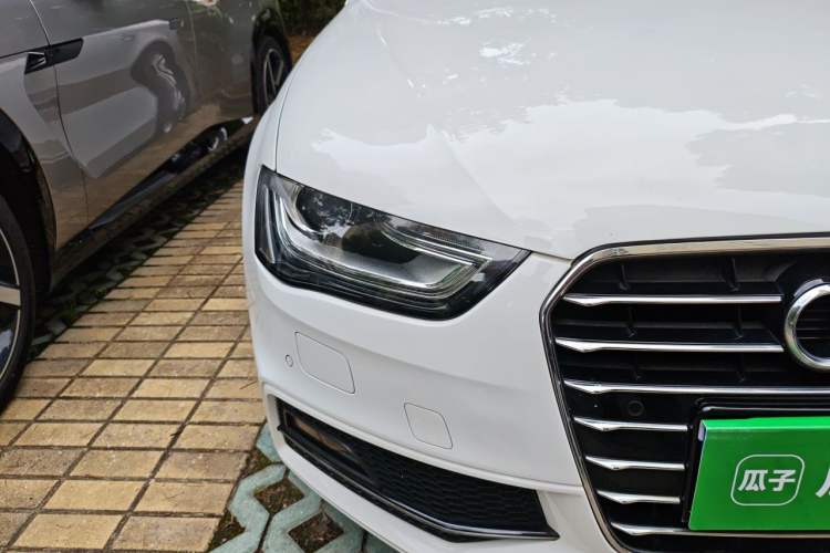 Used Audi A4L 2016 35 TFSI Collection Edition S line Comfort Model Right Front Headlight