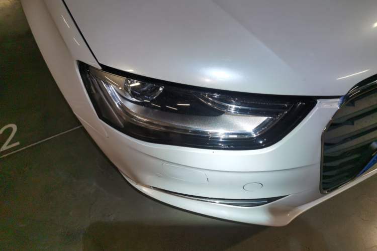 Used Audi A4L 2016 35 TFSI Collector's Edition Automatic Standard Model Right Front Headlight