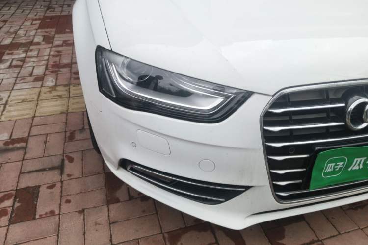 Used Audi A4L 2016 35 TFSI Automatic Standard Model Right Front Headlight