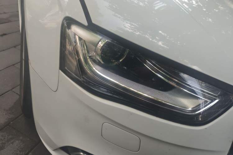 Used Audi A4L 2016 30 TFSI Collector's Edition Automatic Comfort Model Right Front Headlight