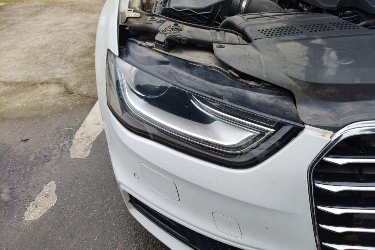 Used Audi A4L 2016 35 TFSI Collection Edition S line Comfort Model Right Front Headlight