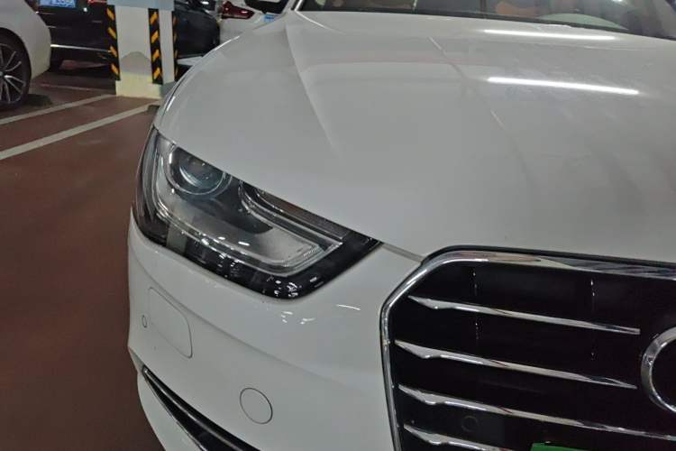 Used Audi A4L 2016 35 TFSI Collector's Edition Automatic Standard Model Right Front Headlight