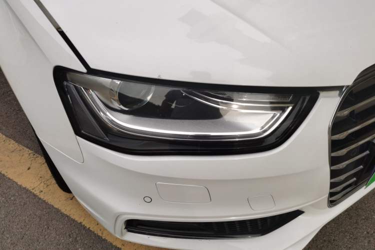 Used Audi A4L 2016 35 TFSI Collection Edition S line Comfort Model Right Front Headlight