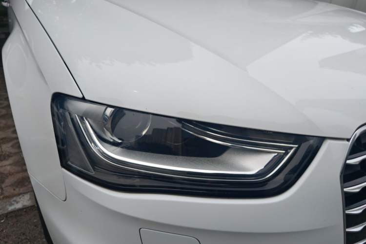 Used Audi A4L 2016 35 TFSI Collection Edition S line Comfort Model Right Front Headlight