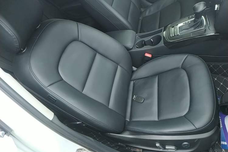 Used Audi A4L 2016 30 TFSI Collector's Edition Automatic Comfort Model Right Front Seat