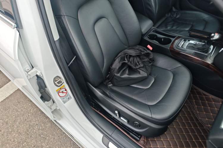 Used Audi A4L 2016 35 TFSI Automatic Comfort Model Right Front Seat