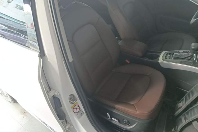 Used Audi A4L 2016 35 TFSI Collector's Edition Automatic Standard Model Right Front Seat