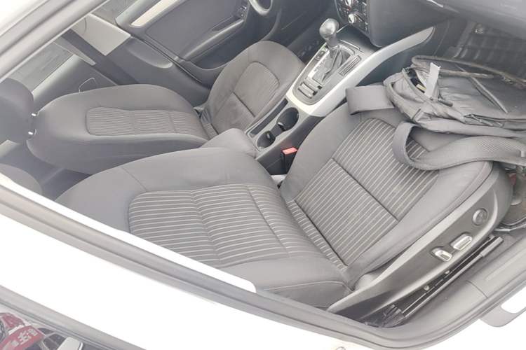 Used Audi A4L 2016 30 TFSI Collector's Edition Automatic Comfort Model Right Front Seat
