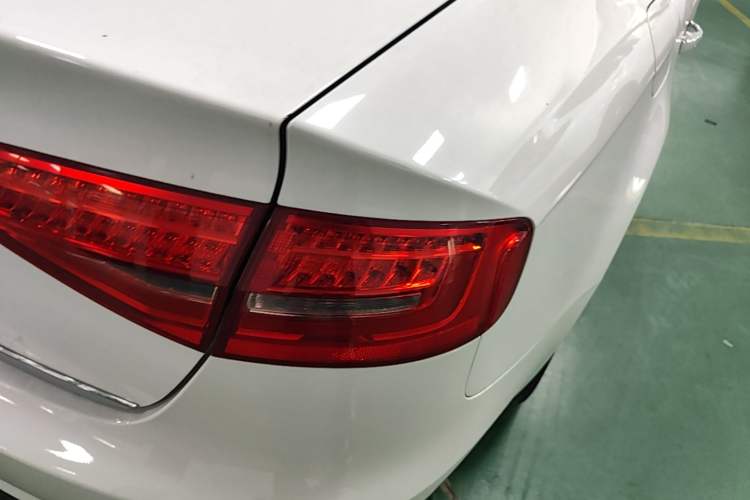 Used Audi A4L 2016 35 TFSI Collector's Edition Automatic Standard Model Right Rear Taillight