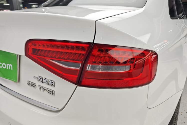 Used Audi A4L 2016 35 TFSI Collection Edition S line Comfort Model Right Rear Taillight