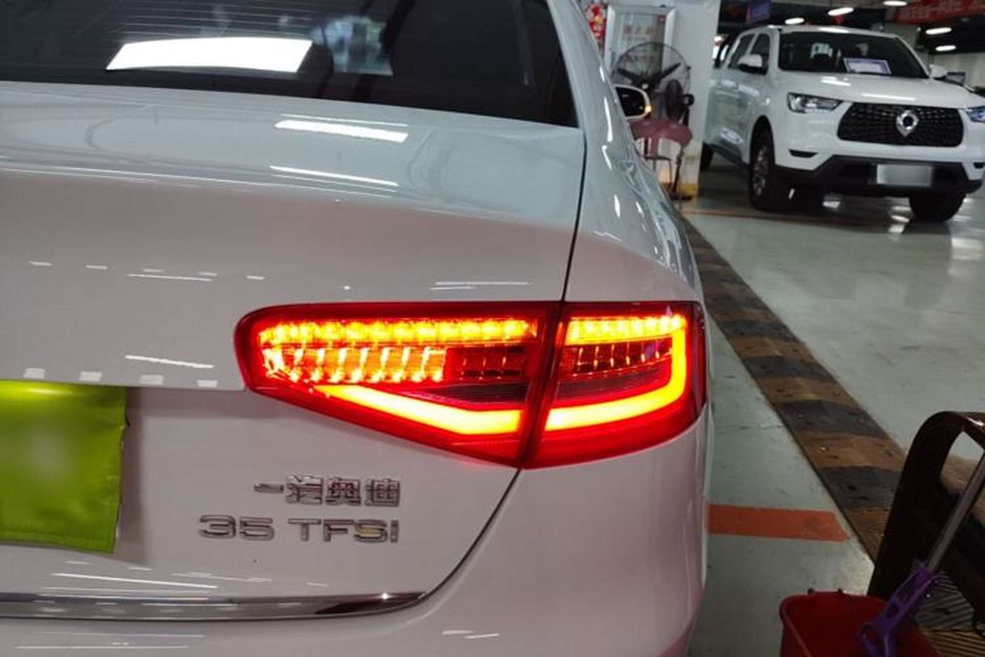 Used Audi A4L 2016 35 TFSI Collector's Edition Automatic Standard Model Right Rear Taillight