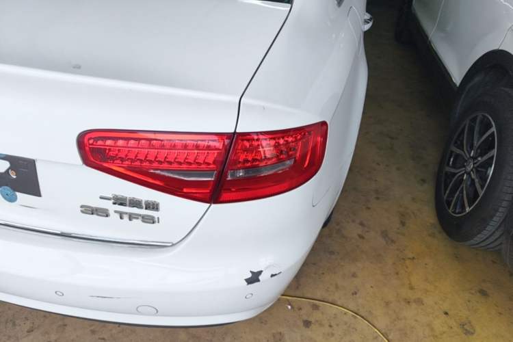 Used Audi A4L 2016 35 TFSI Collector's Edition Automatic Standard Model Right Rear Taillight