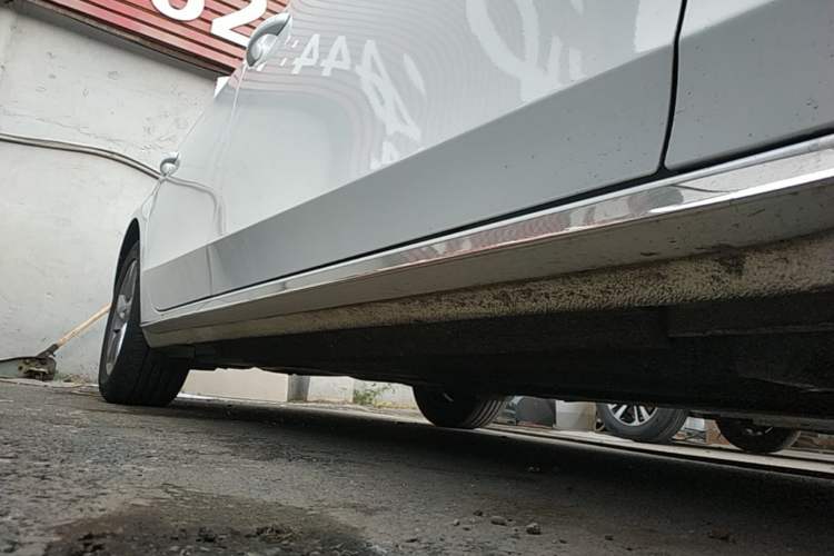 Used Audi A4L 2016 30 TFSI Collector's Edition Automatic Comfort Model Right Side Sill