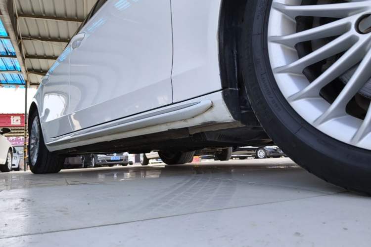 Used Audi A4L 2016 35 TFSI Collector's Edition Automatic Standard Model Right Side Sill
