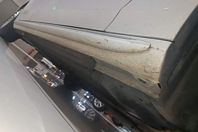Used Audi A4L 2016 35 TFSI Collector's Edition Automatic Standard Model Right Side Sill