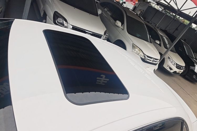 Used Audi A4L 2016 35 TFSI Collector's Edition Automatic Standard Model Roof