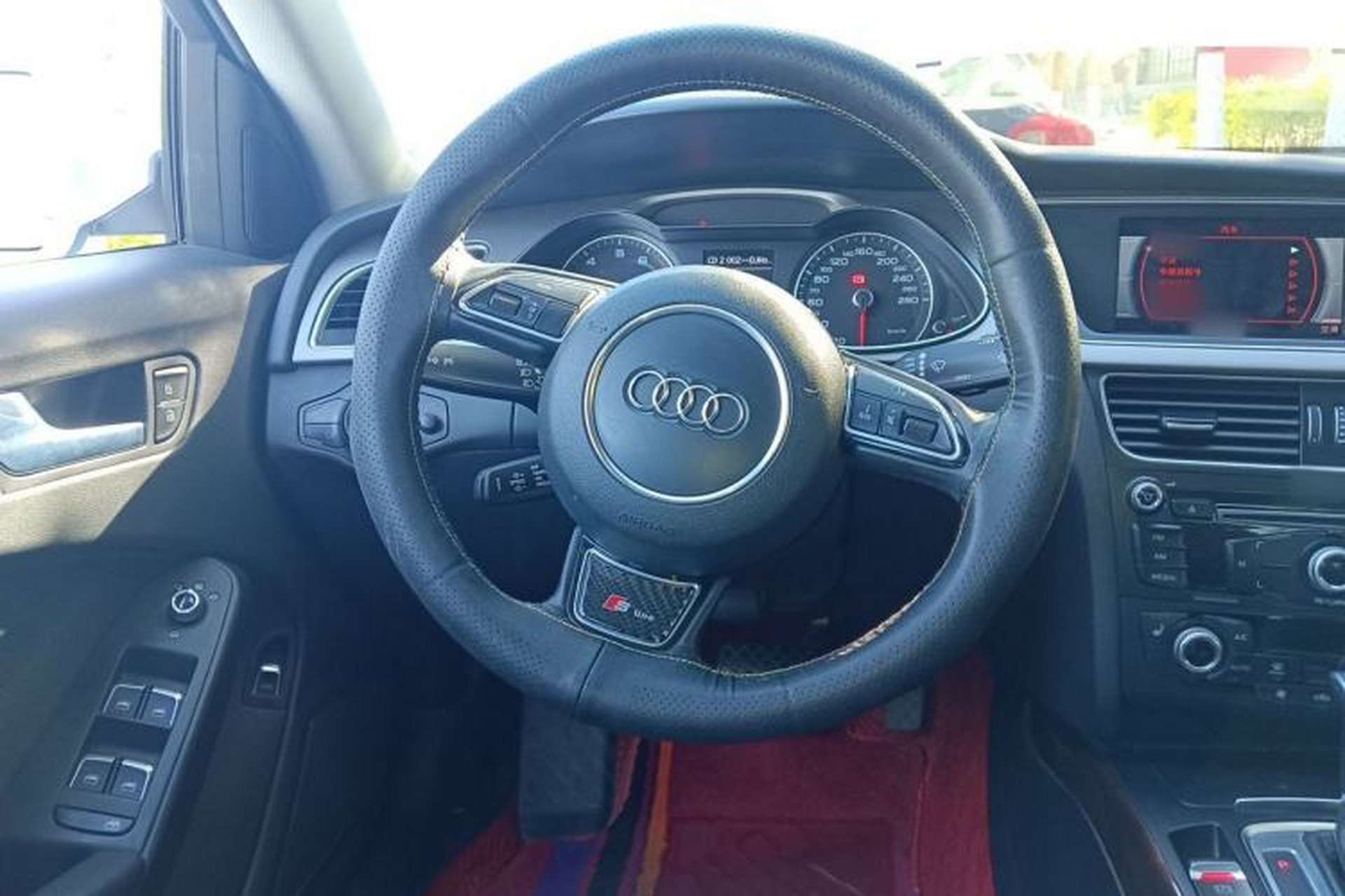 Used Audi A4L 2016 35 TFSI Collection Edition S line Comfort Model Steering Wheel