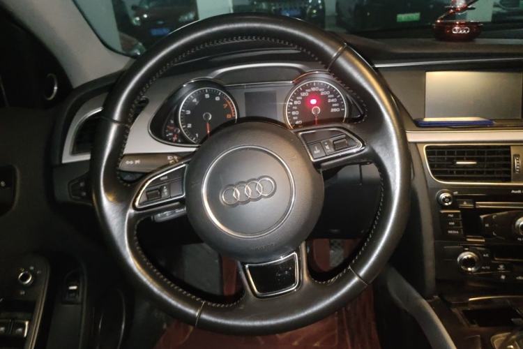 Used Audi A4L 2016 45 TFSI quattro Individual Sport Edition Steering Wheel