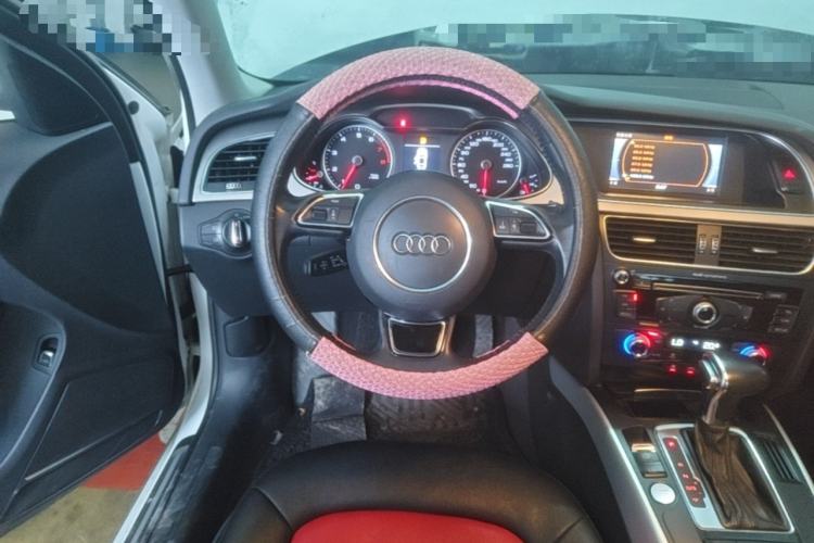 Used Audi A4L 2016 35 TFSI Collector's Edition Automatic Standard Model Steering Wheel
