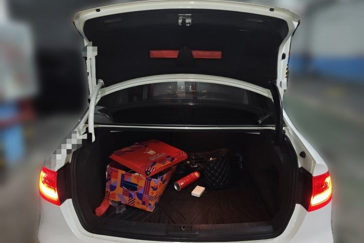 Used Audi A4L 2016 35 TFSI Collector's Edition Automatic Standard Model Trunk