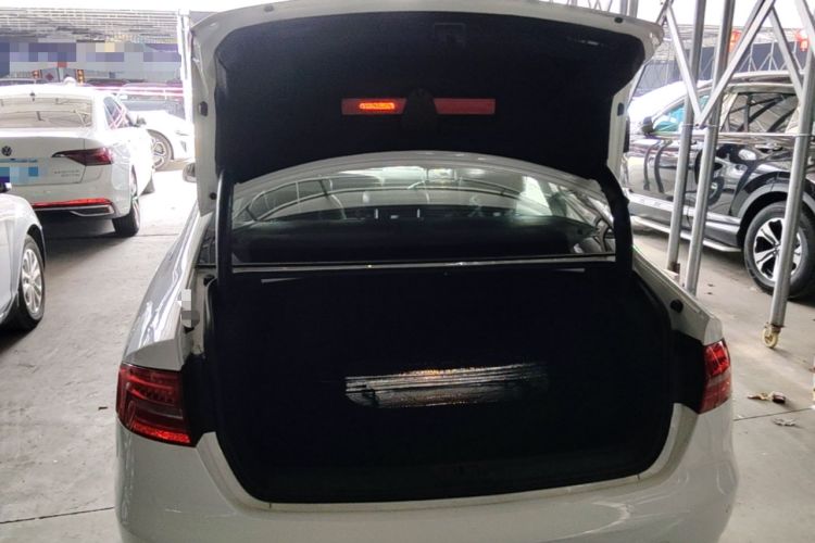 Used Audi A4L 2016 35 TFSI Collector's Edition Automatic Standard Model Trunk