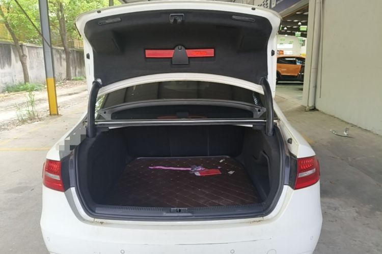 Used Audi A4L 2016 35 TFSI Collector's Edition Automatic Standard Model Trunk