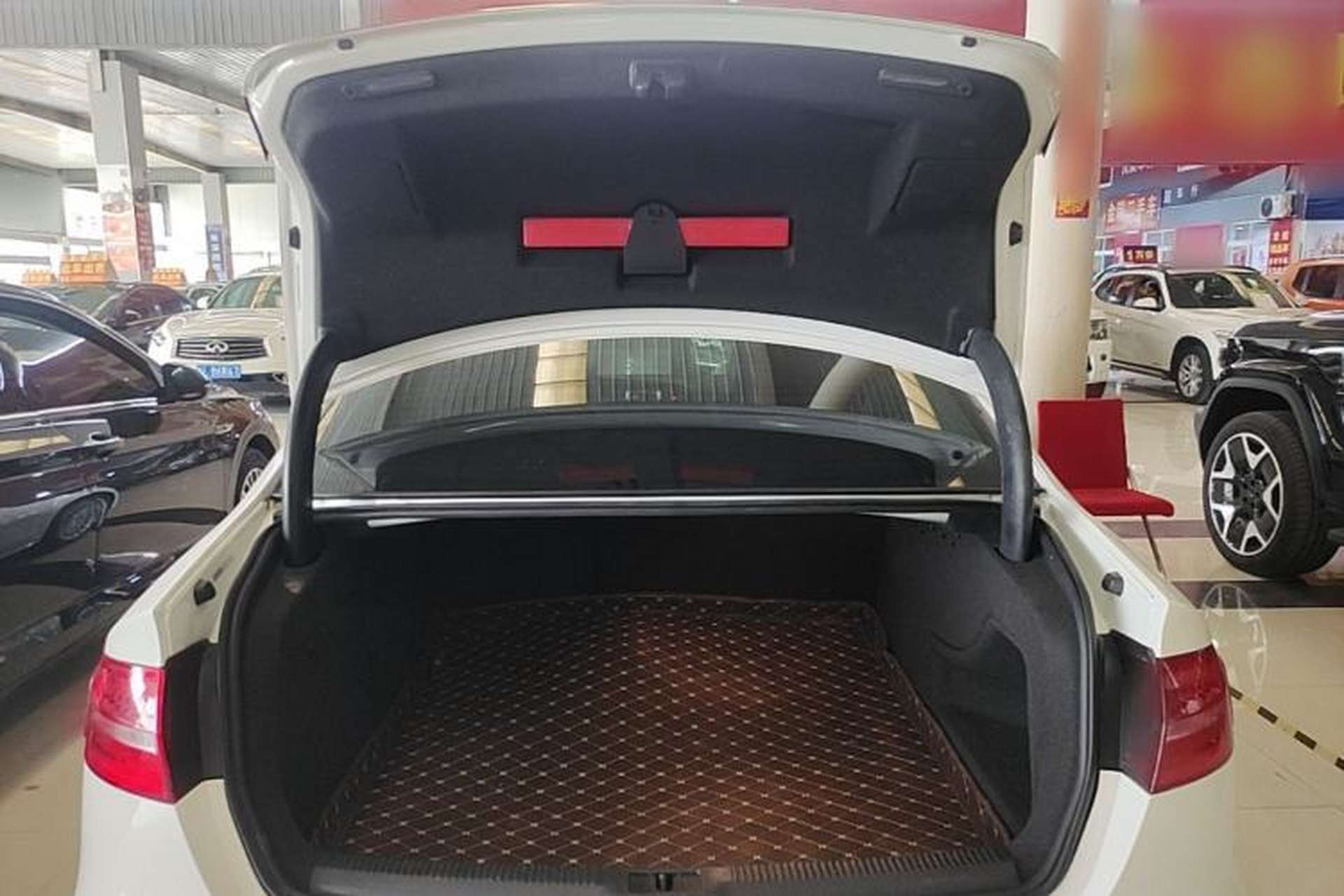 Used Audi A4L 2016 35 TFSI Collector's Edition Automatic Standard Model Trunk