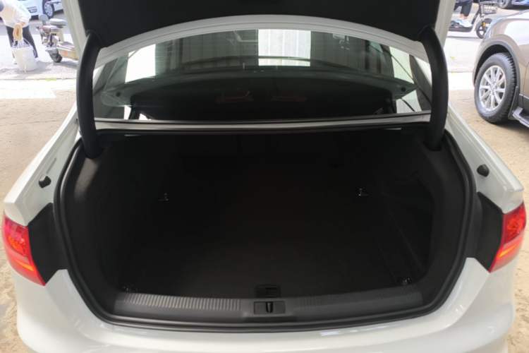 Used Audi A4L 2016 35 TFSI Collection Edition S line Comfort Model Trunk
