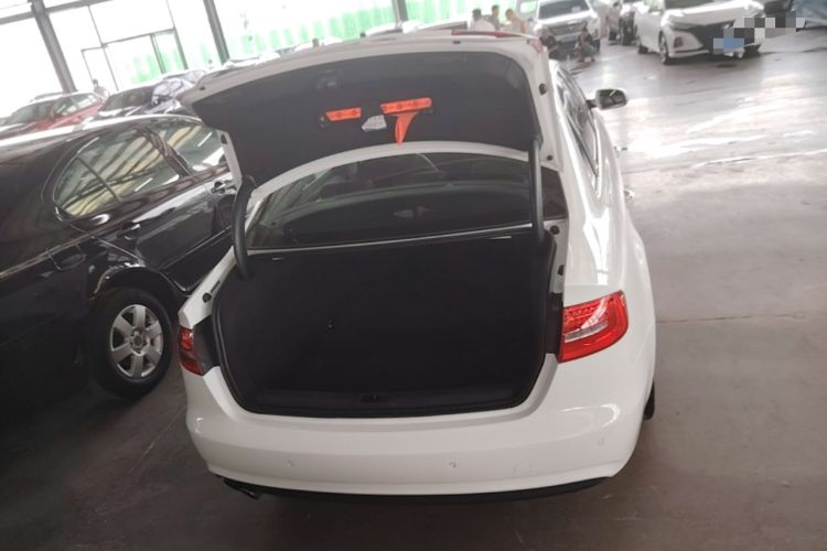 Used Audi A4L 2016 35 TFSI Automatic Comfort Model Trunk