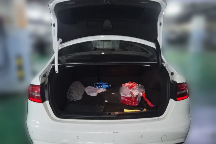 Used Audi A4L 2016 35 TFSI Automatic Standard Model Trunk