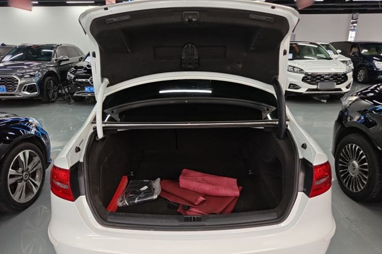 Used Audi A4L 2016 35 TFSI Automatic Standard Model Trunk