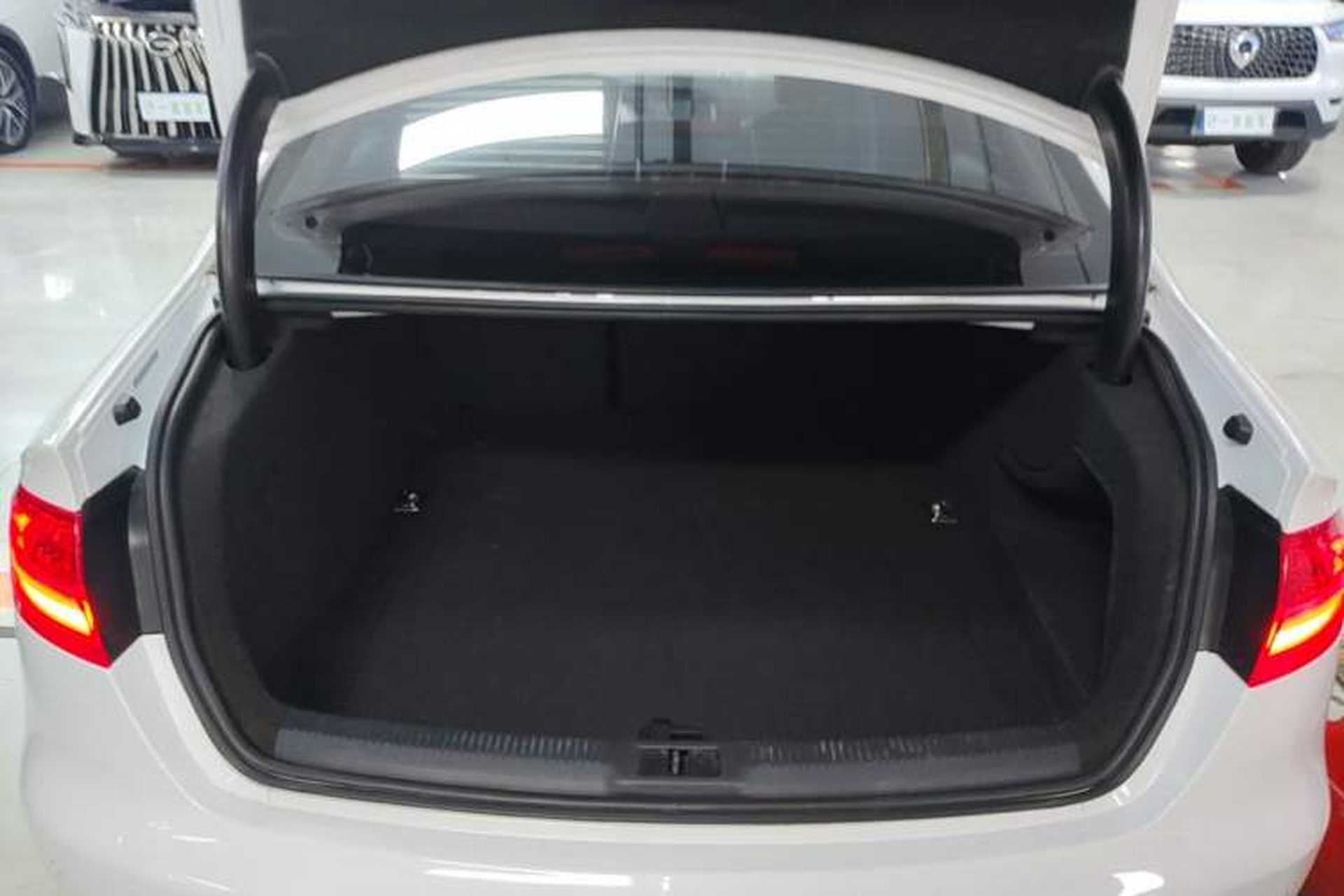 Used Audi A4L 2016 35 TFSI Collector's Edition Automatic Standard Model Trunk