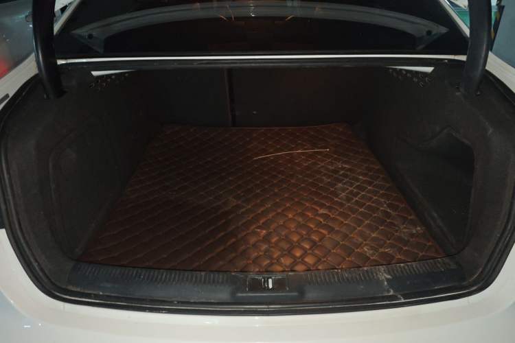 Used Audi A4L 2016 35 TFSI Collection Edition S line Comfort Model Trunk
