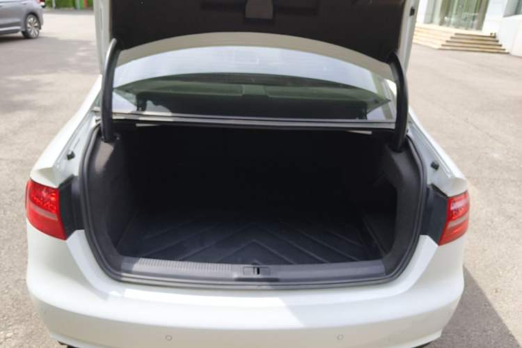 Used Audi A4L 2016 35 TFSI Collector's Edition Automatic Standard Model Trunk