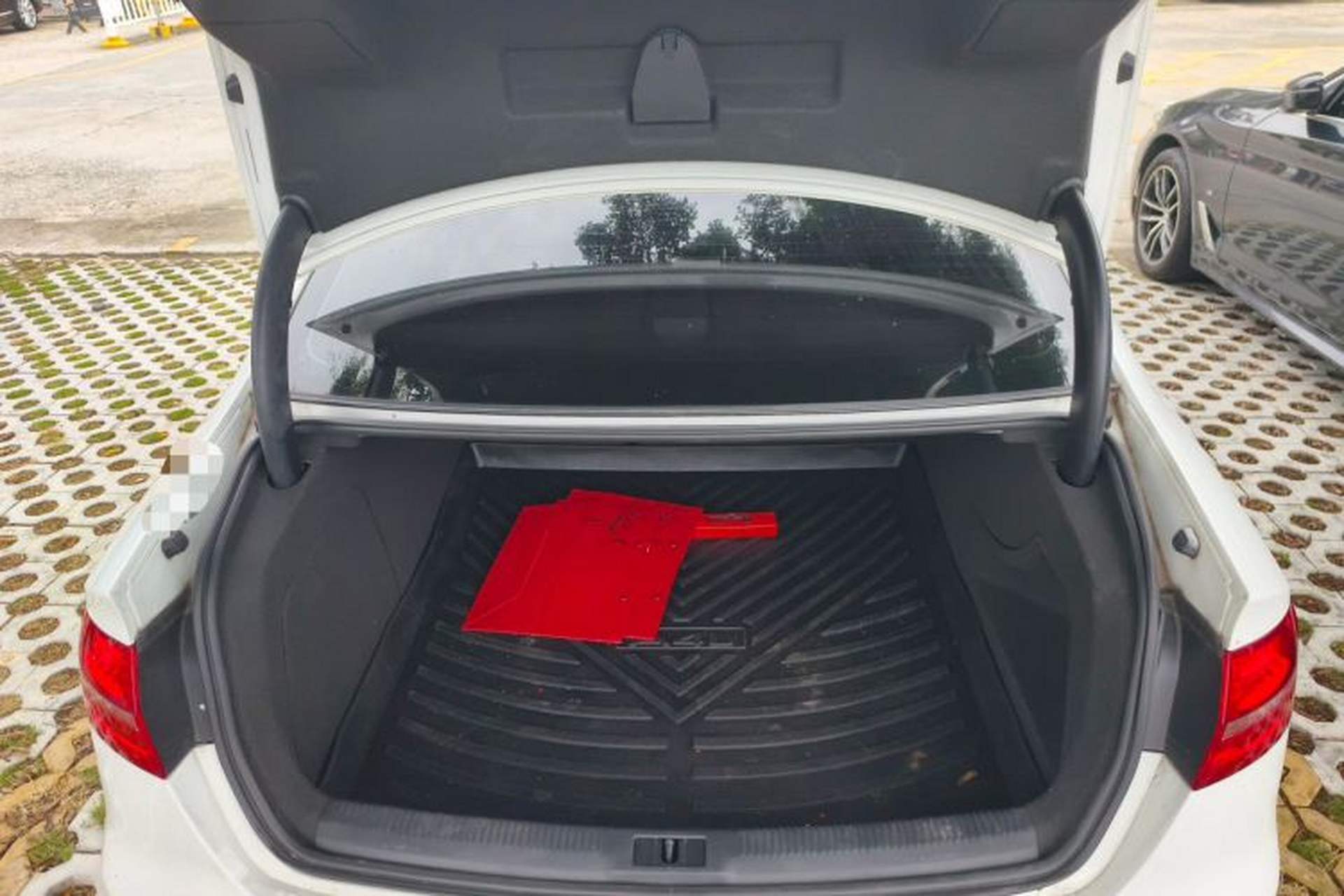 Used Audi A4L 2016 35 TFSI Collector's Edition Automatic Standard Model Trunk