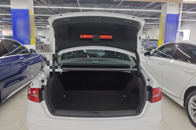 Used Audi A4L 2016 30 TFSI Collector's Edition Automatic Comfort Model Trunk